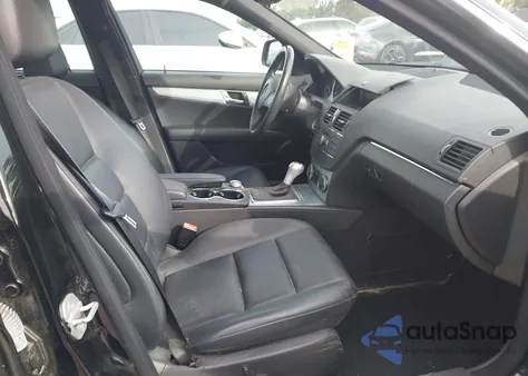 2008 Mercedes-Benz C 300 Luxury/Sport from USA, damaged, VIN WDDGF54X48R017883